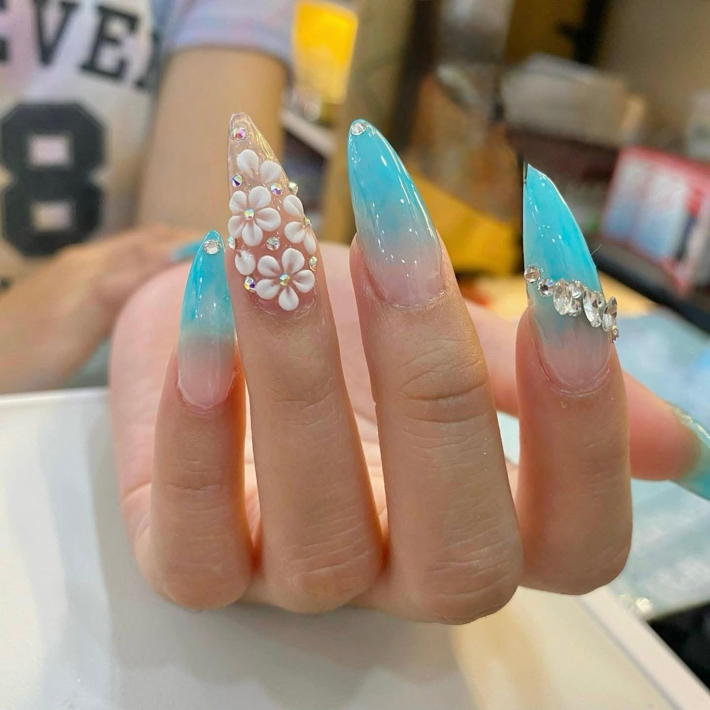 Handmade 3D Acrylic Flowers Set 180pcs