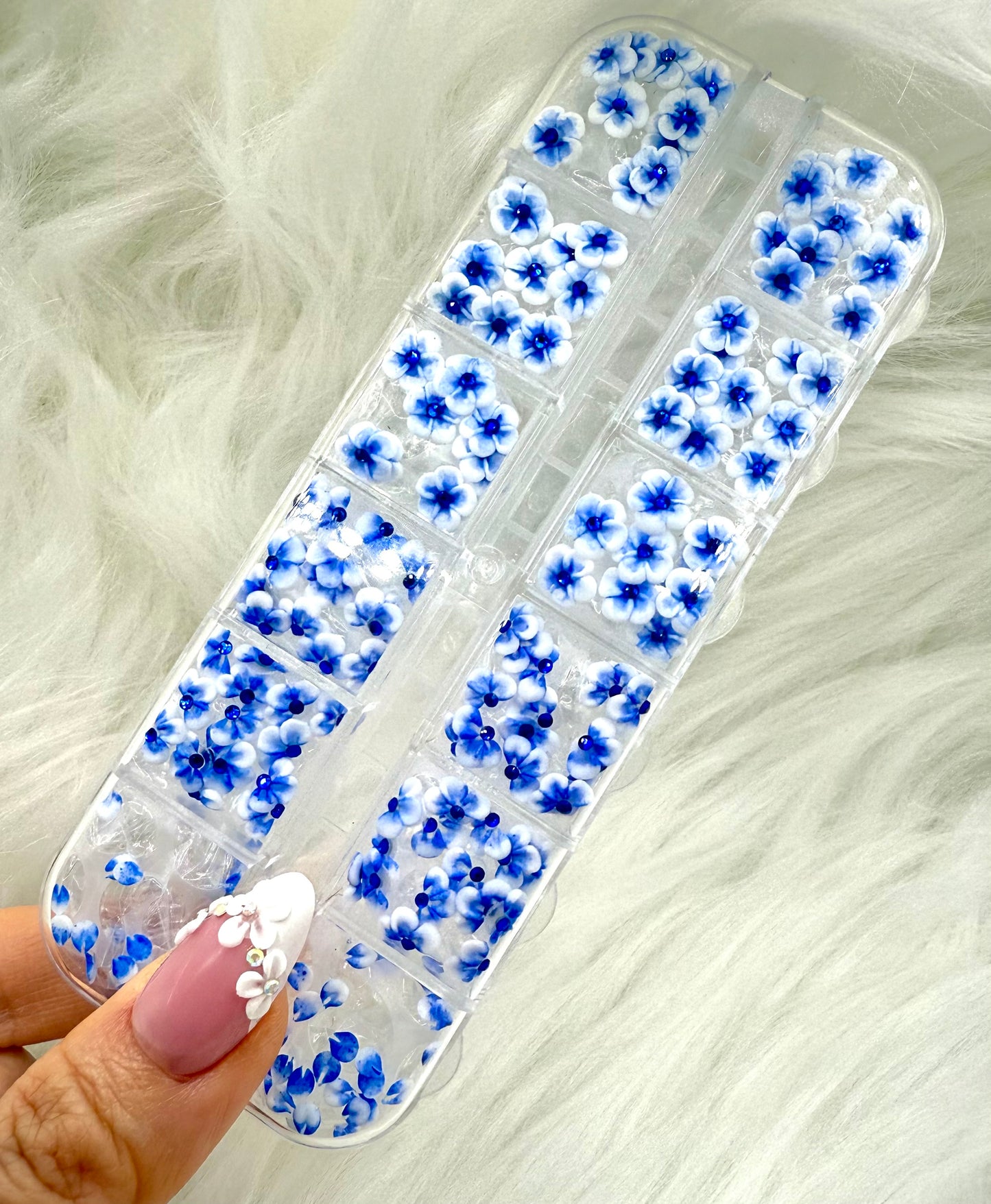 Handmade 3D Acrylic Flowers Set 180pcs
