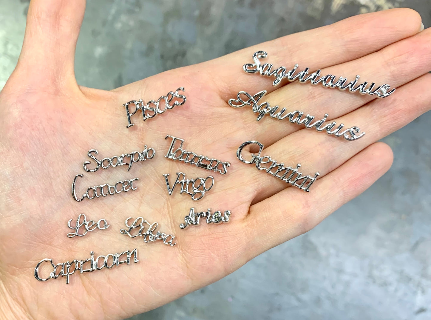 Zodiac Charms Words 12pcs
