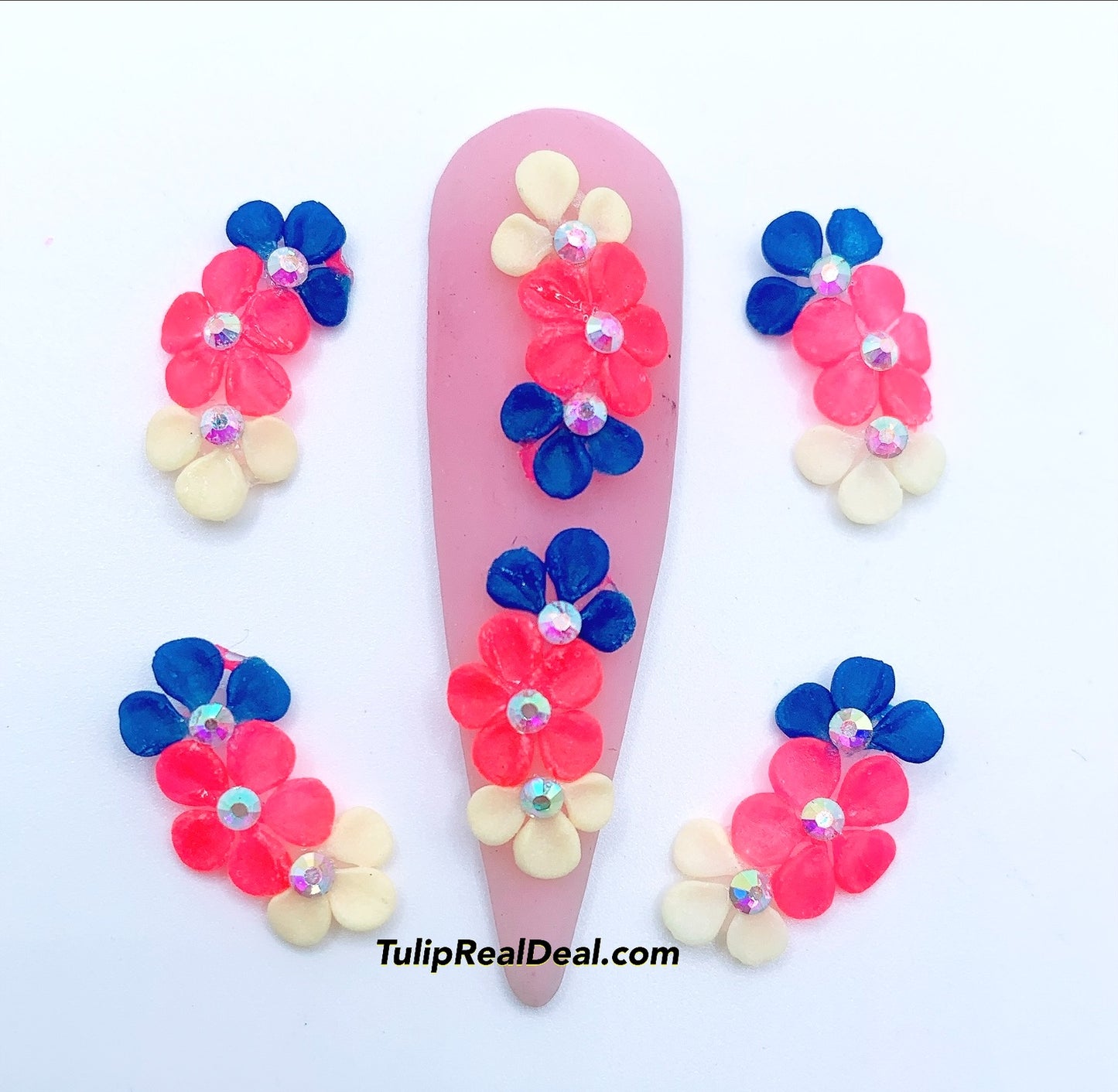 HANDMADE 3D Acrylic Flowers 4pcs