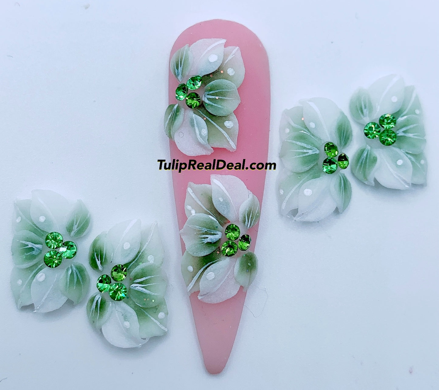 HANDMADE 3D Acrylic Flowers 4pcs