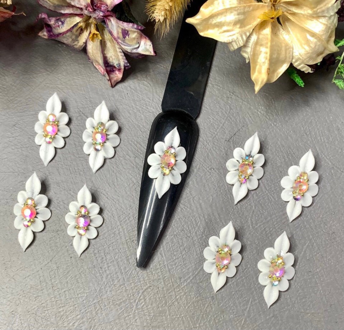 NEW 3D Acrylic White Flowers