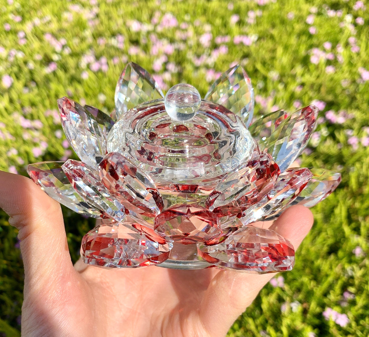 Crystal Lotus Dappen Dish With Cap