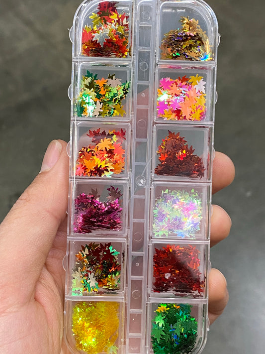 Set of 12 colors Maple Leaves