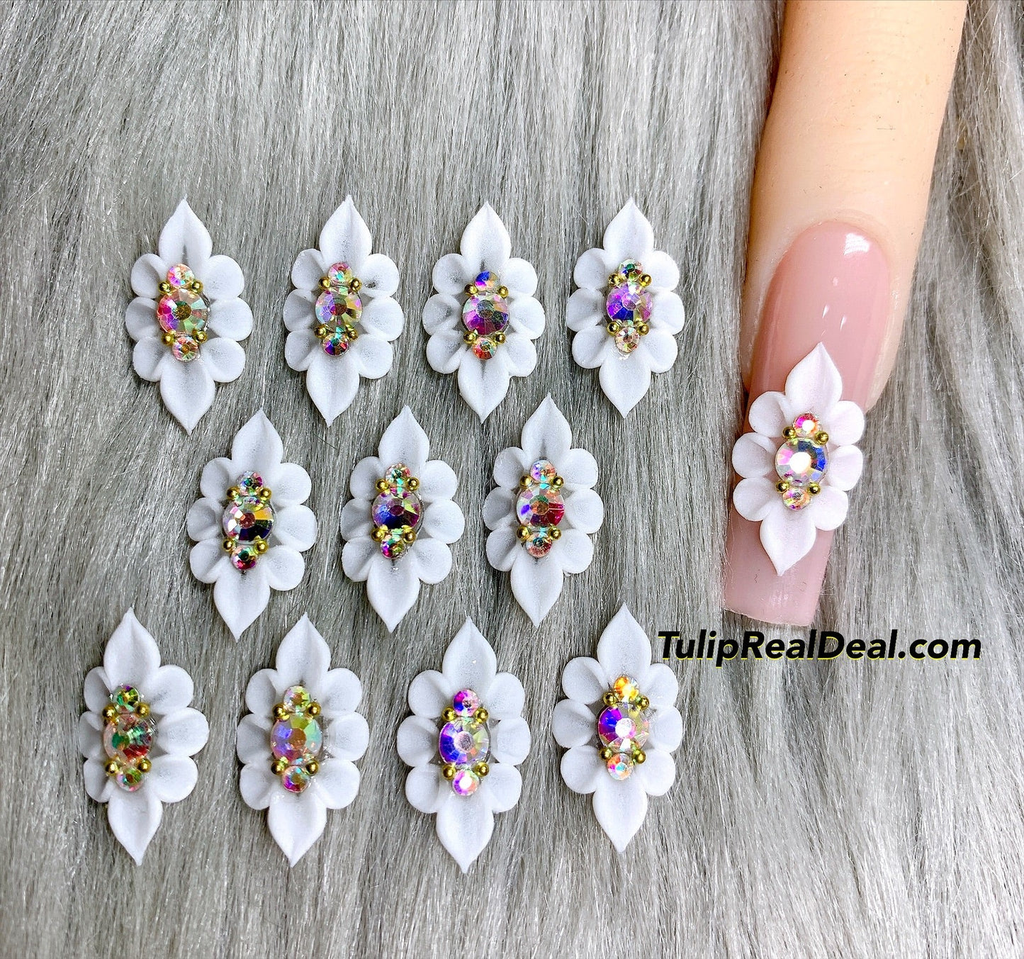 HANDMADE 3D WHITE Acrylic Flowers