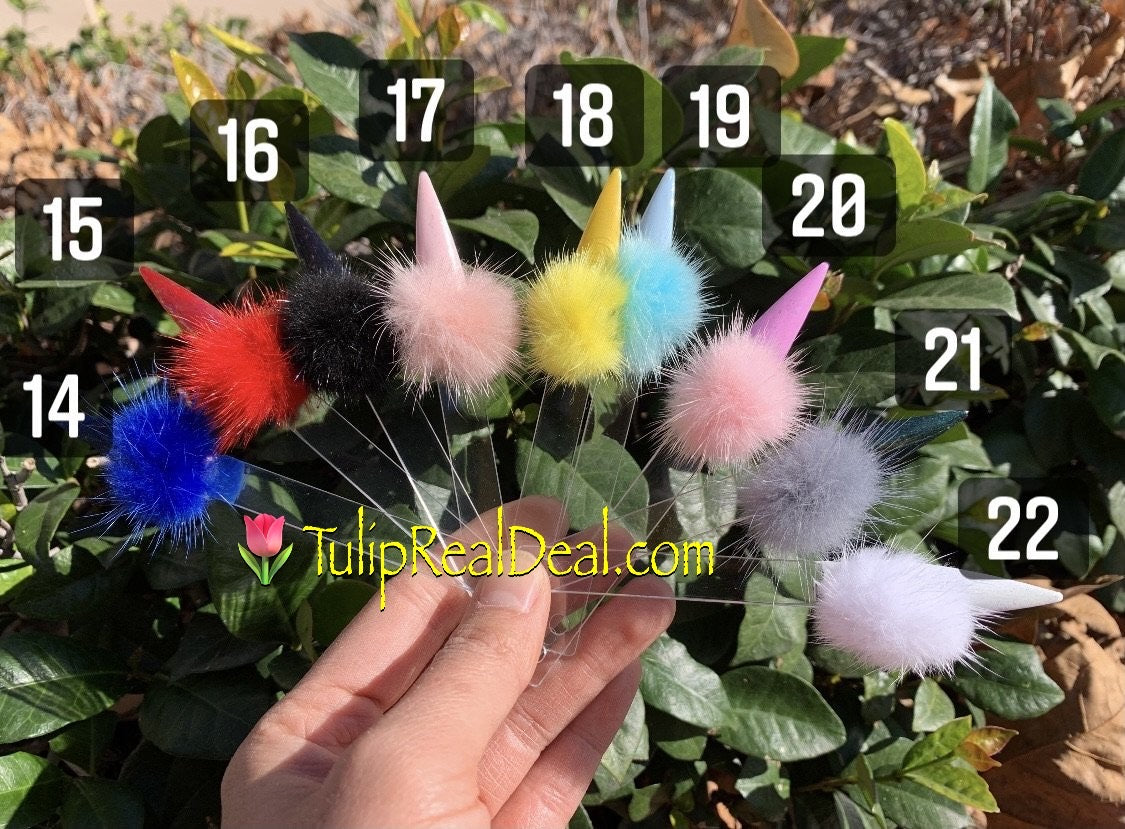 Pom Pom Magnetic Nail Art