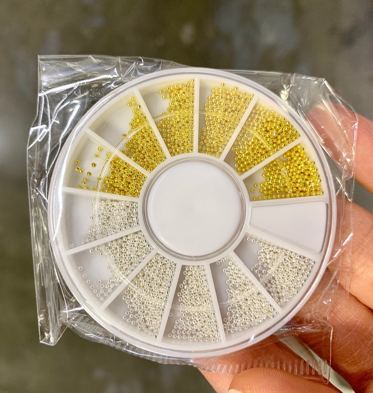Beads gold/silver tray