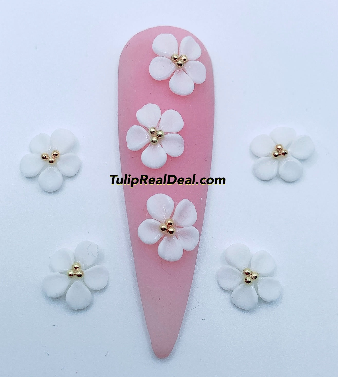 HANDMADE 3D Acrylic Mini White Flowers charms