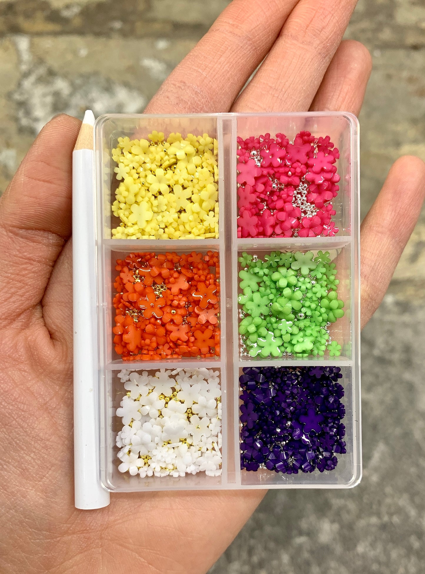 Mini Resin 3D Flowers 6 Colors Box