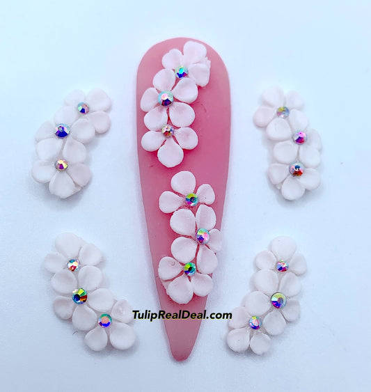 HANDMADE 3D White Acrylic Flowers 4pcs