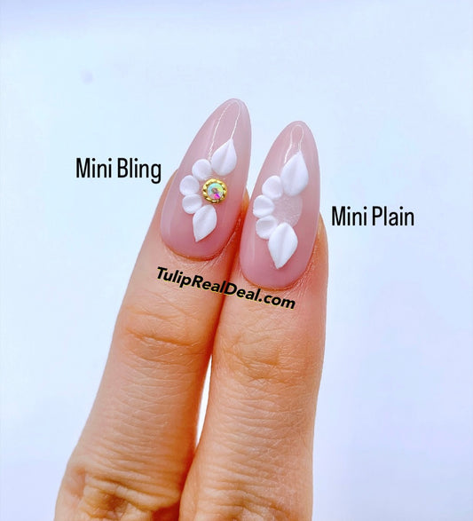 PLAIN HANDMADE 3D MINI White Acrylic Flowers nail charms