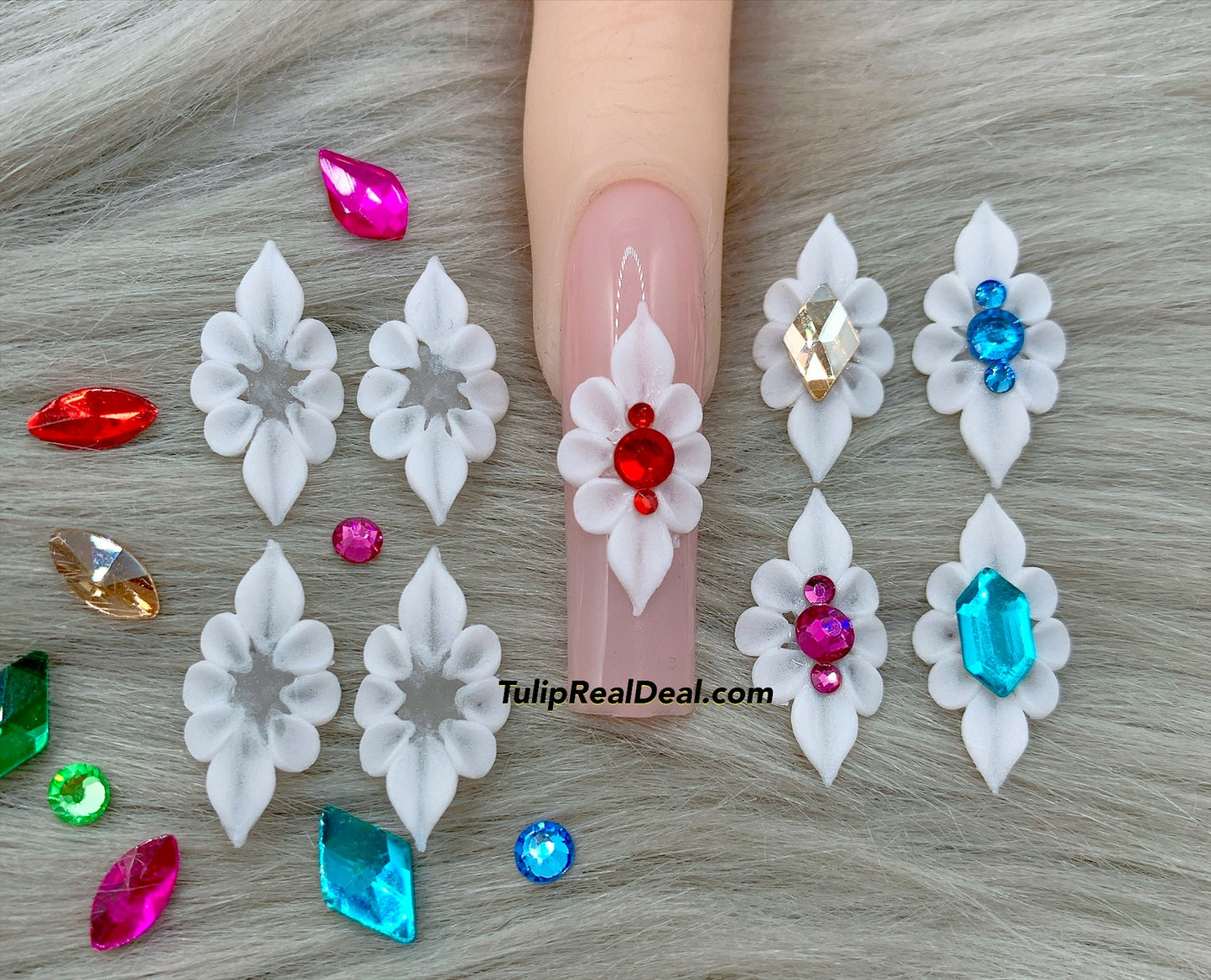 PLAIN HANDMADE 3D WHITE Acrylic Flowers nail charms