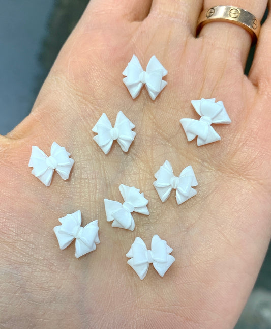 NEW 3D Acrylic WHITE BOW 4pcs