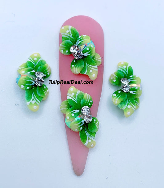 HANDMADE 3D Acrylic Flowers 4pcs