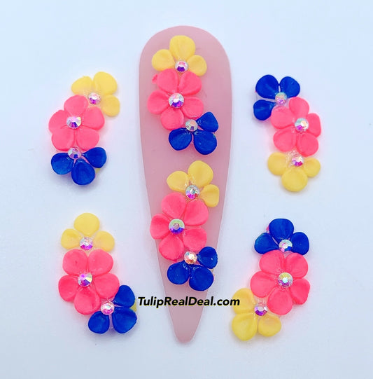 HANDMADE 3D Tricolored Acrylic Flowers 4pcs