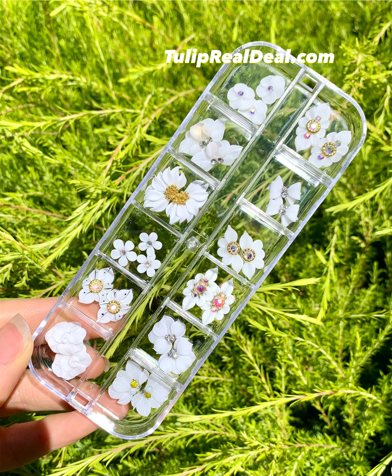 NEW 3D Acrylic White Flowers
